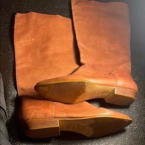 Vintage Apostrophe Brown Leather Boot